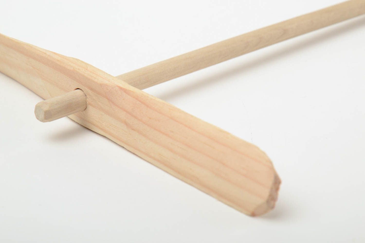 Juguete de madera hecho a mano para niños ecológicamente limpio  foto 4