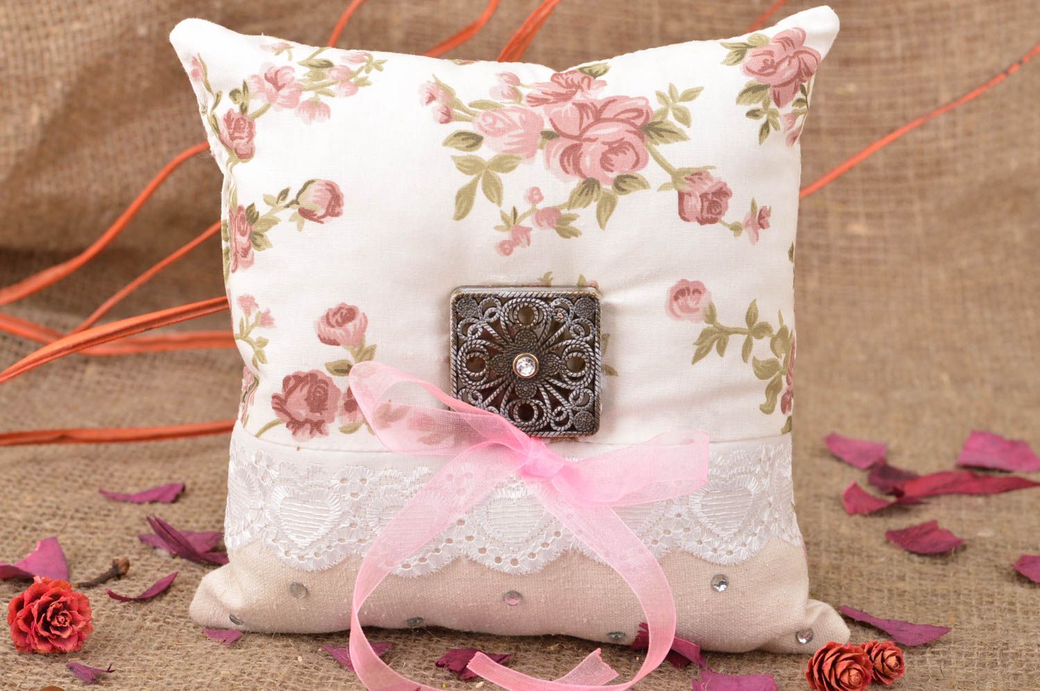 Handmade designer ring bearer pillow sewn of floral cotton fabric with lace photo 1