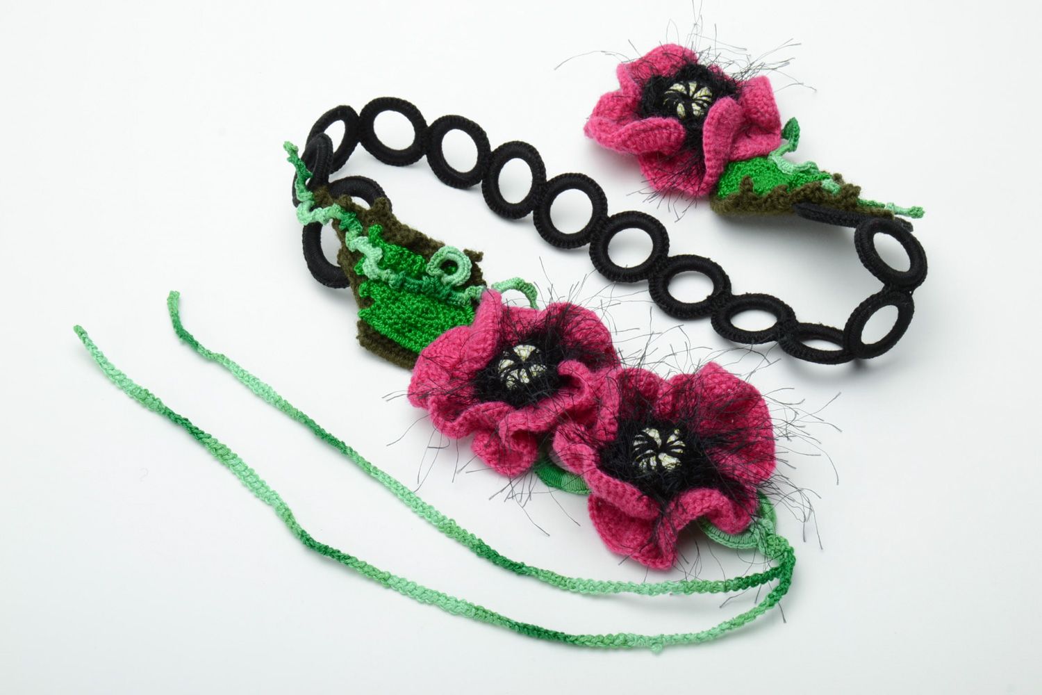 Bright beautiful hand crochet belt with flowers photo 5