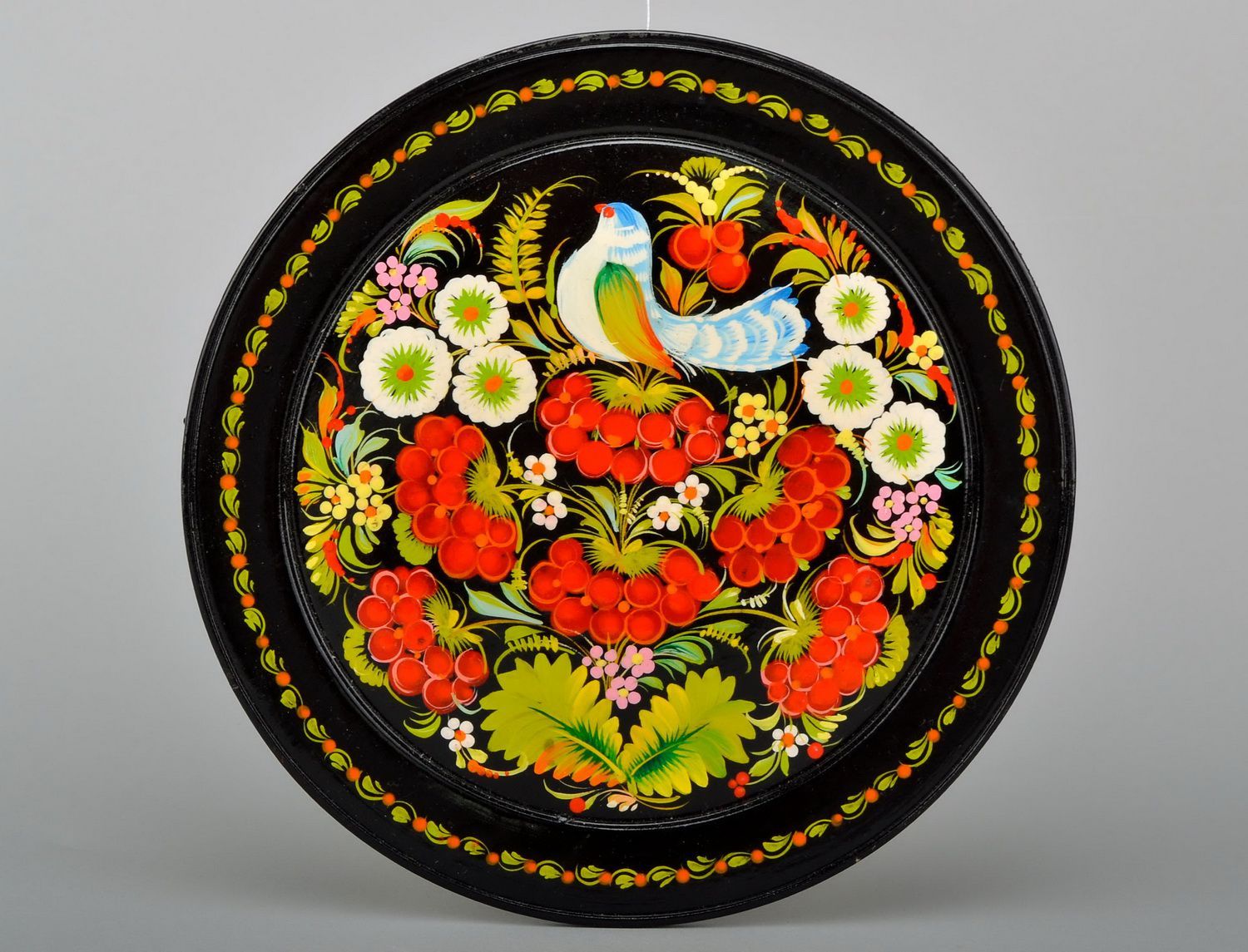 Декоративная тарелка с петряковской росписью фото 1
