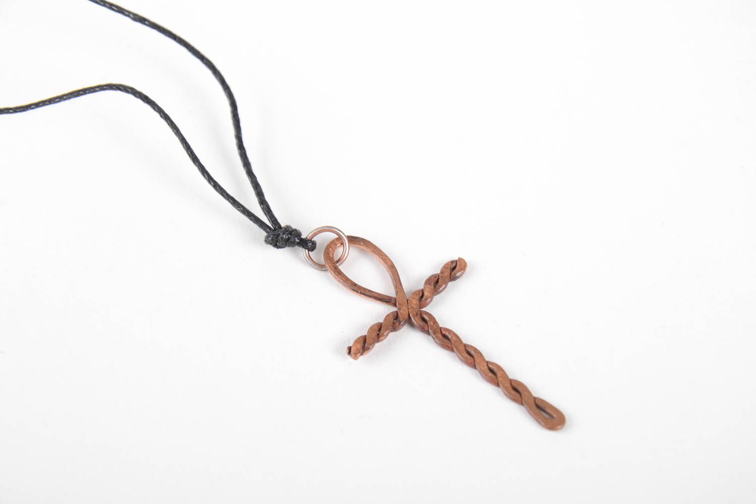 Pendentif croix Bijou fait main en cuivre design original Cadeau femme photo 3