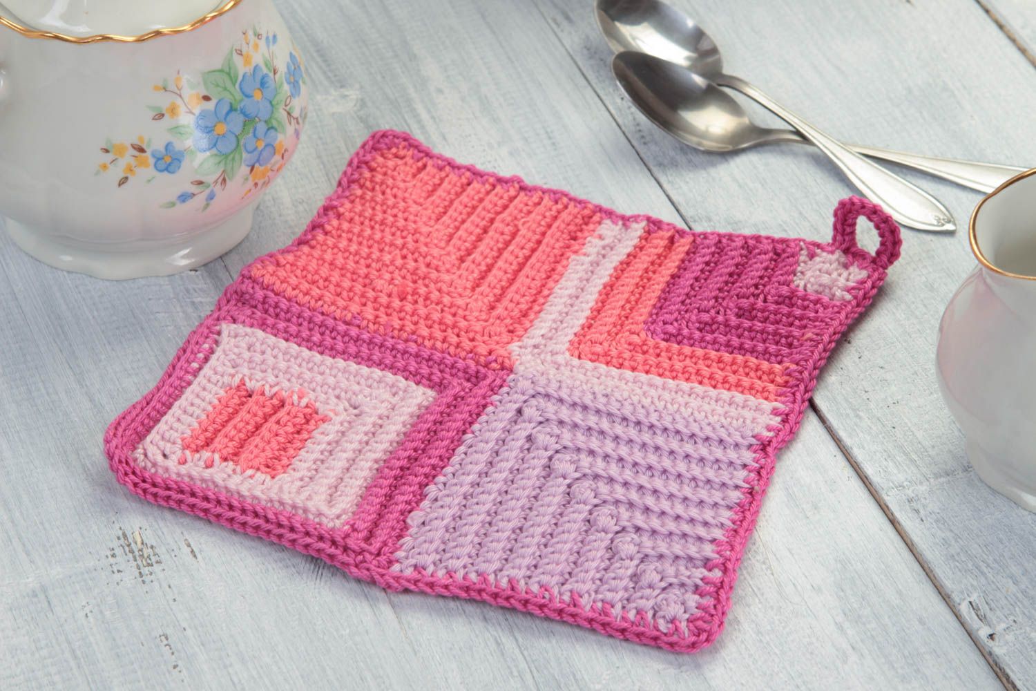 Manique au crochet faite main Textile de cuisine mauve-rose Accessoire cuisine photo 1