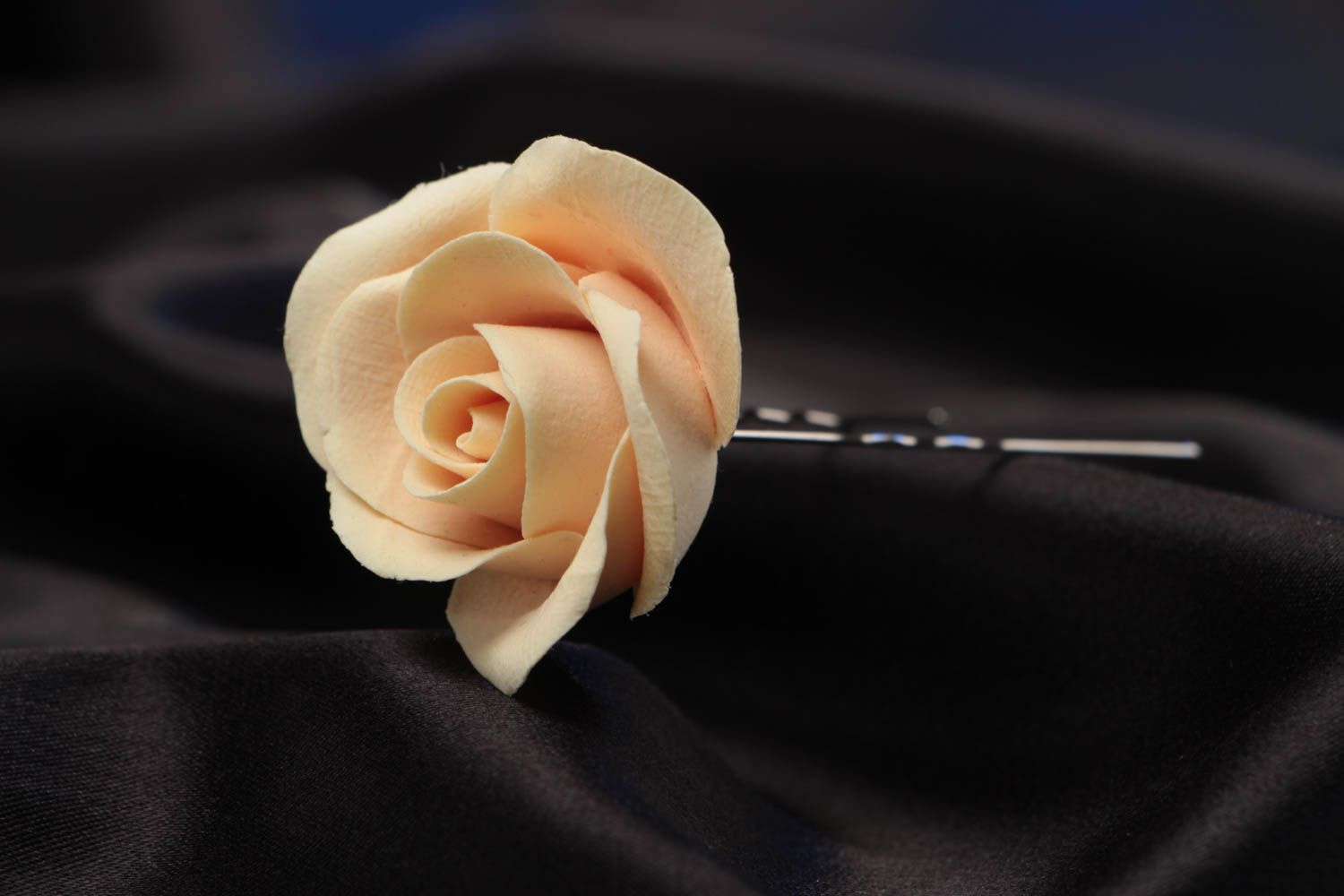 Épingle à cheveux fleur belle rose originale tendre en pâte polymère faite main photo 1