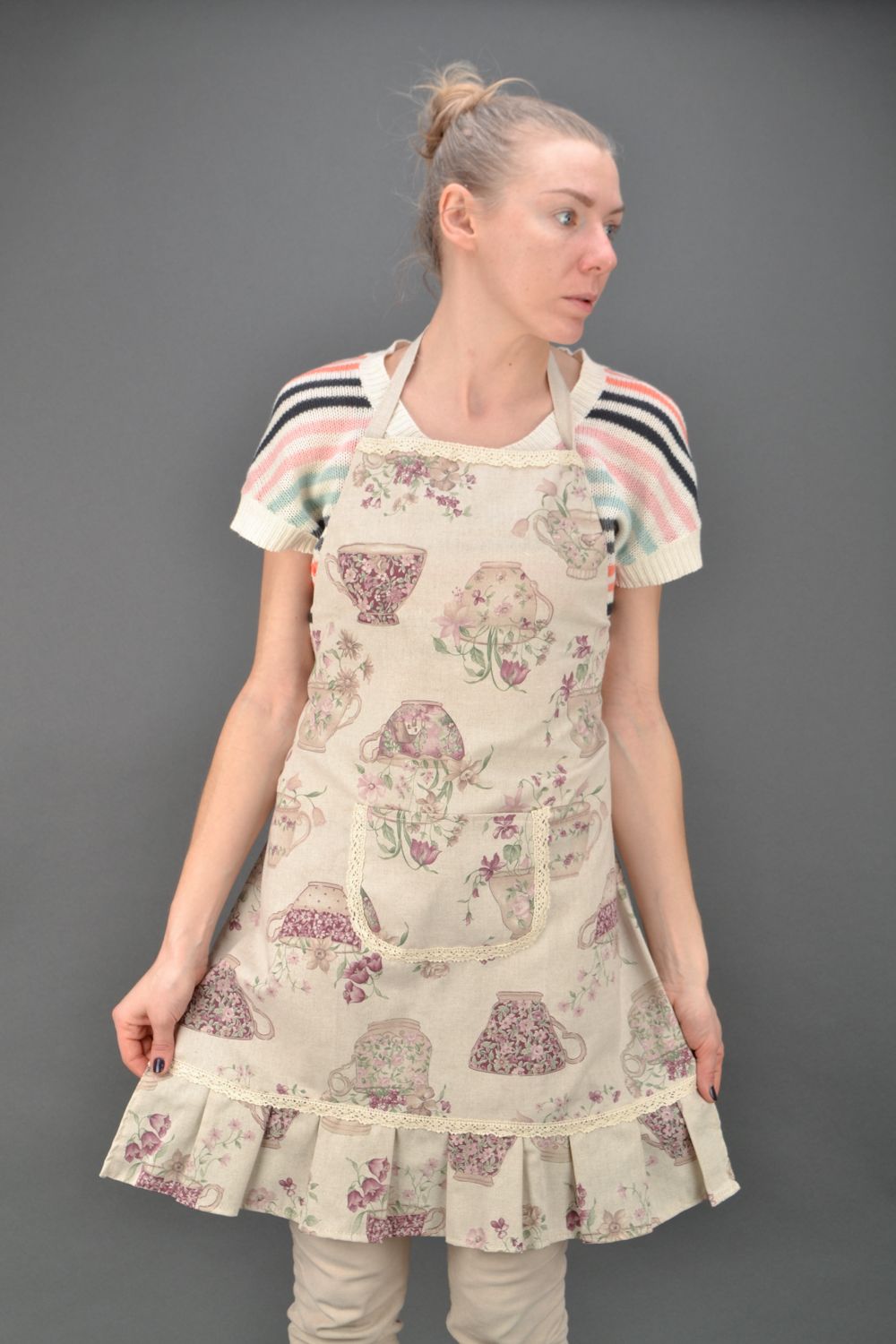 Women's apron with print Cups photo 1