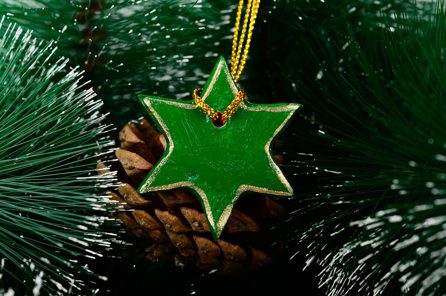 Игрушка на елку хэнд мэйд декор для дома глиняная игрушка в виде зеленой звезды фото 1