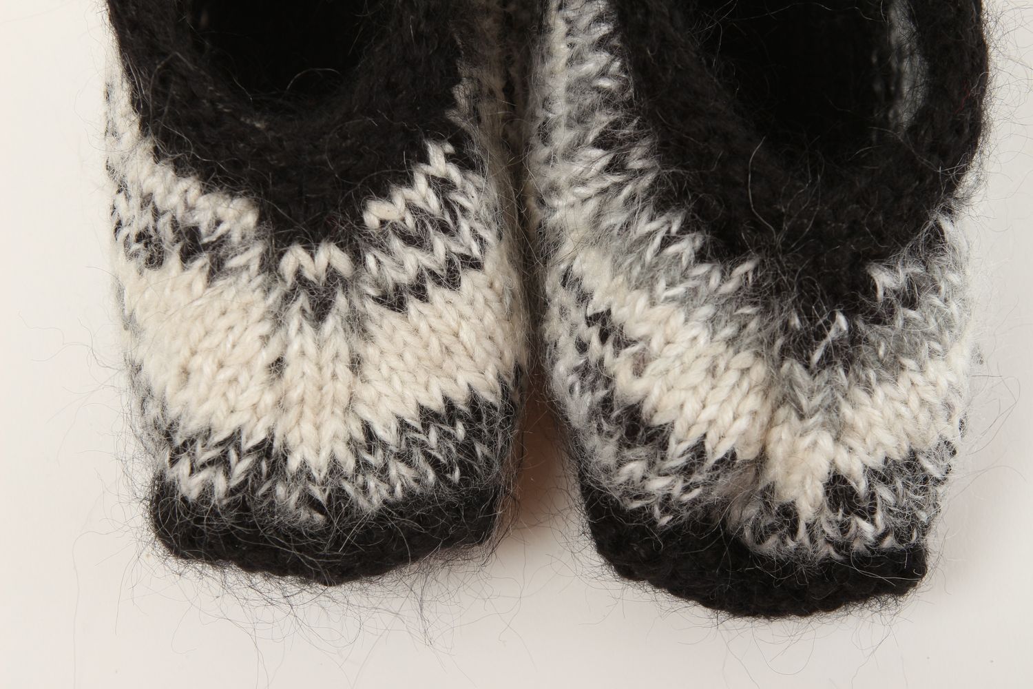 Pantoufles en laine fait main Chaussons laine gris noir Accessoire femme photo 2