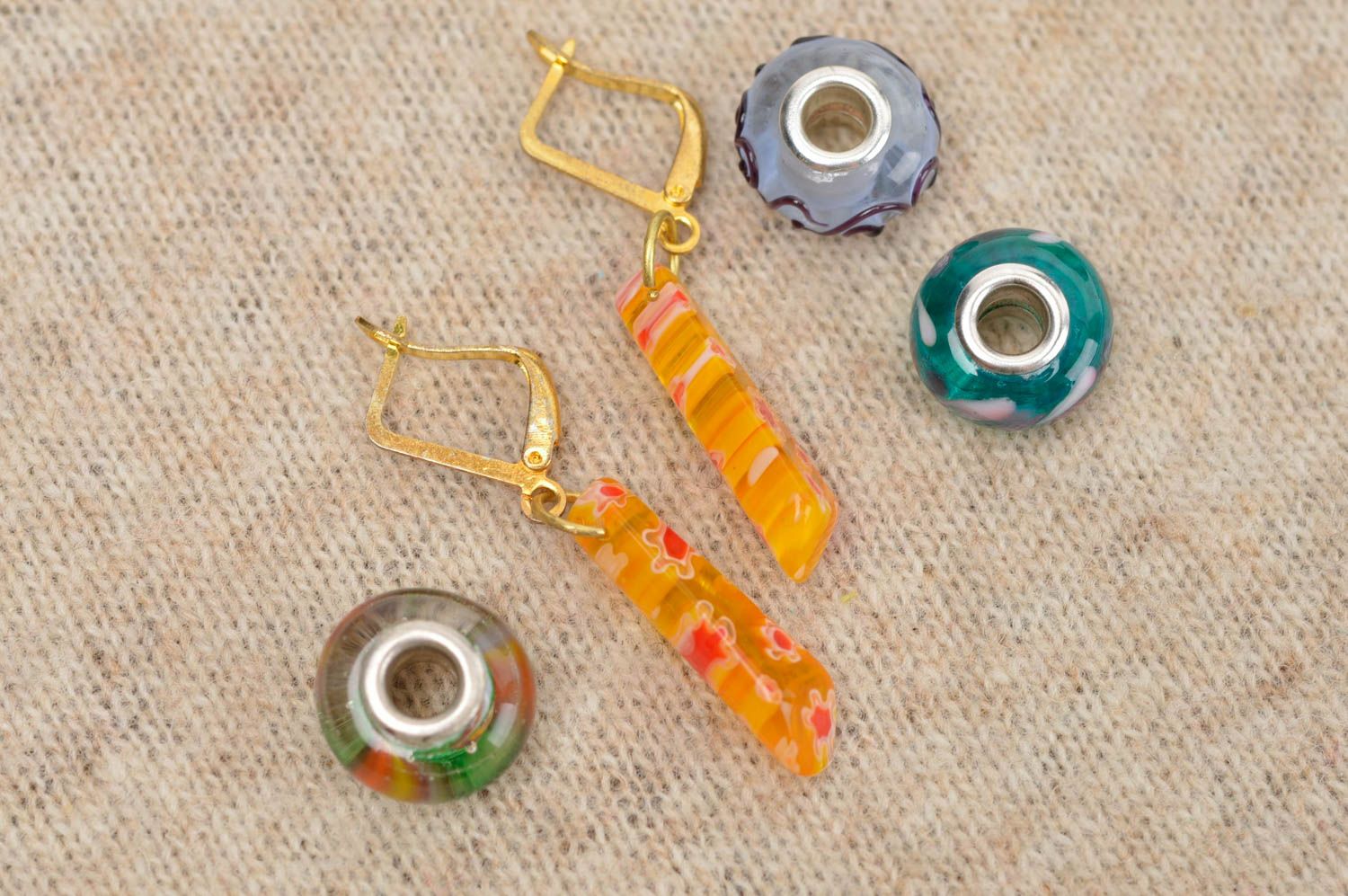 Handmade Accessoire für Frauen Damen Schmuck Glas Ohrringe schön lang gelb foto 1