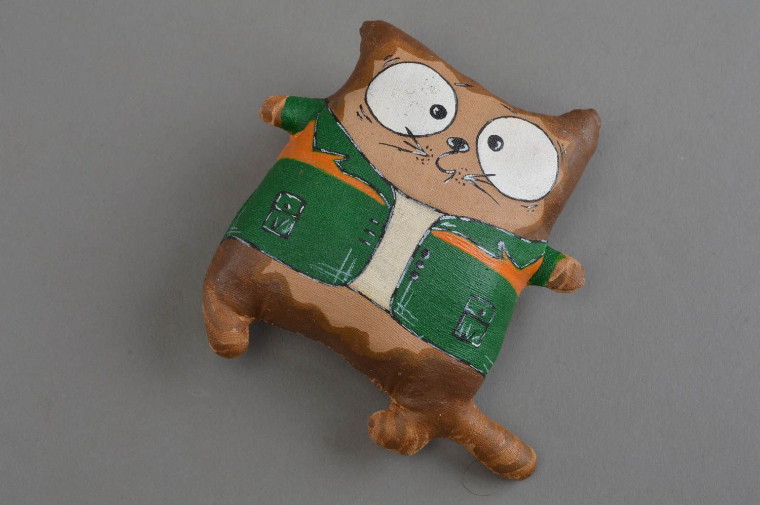 Peluche décorative faite main joli chat sportif peint en lin jouet écologique photo 2