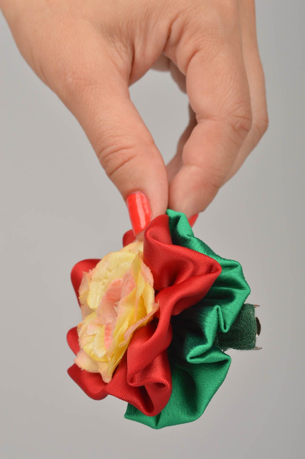Blume Haarspange handgemachter Schmuck Accessoires für Mädchen rot gelb grün foto 2