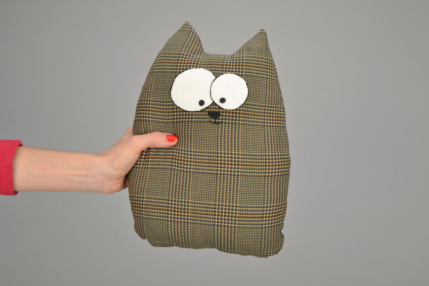 Interior pillow pet in the shape of cat photo 2