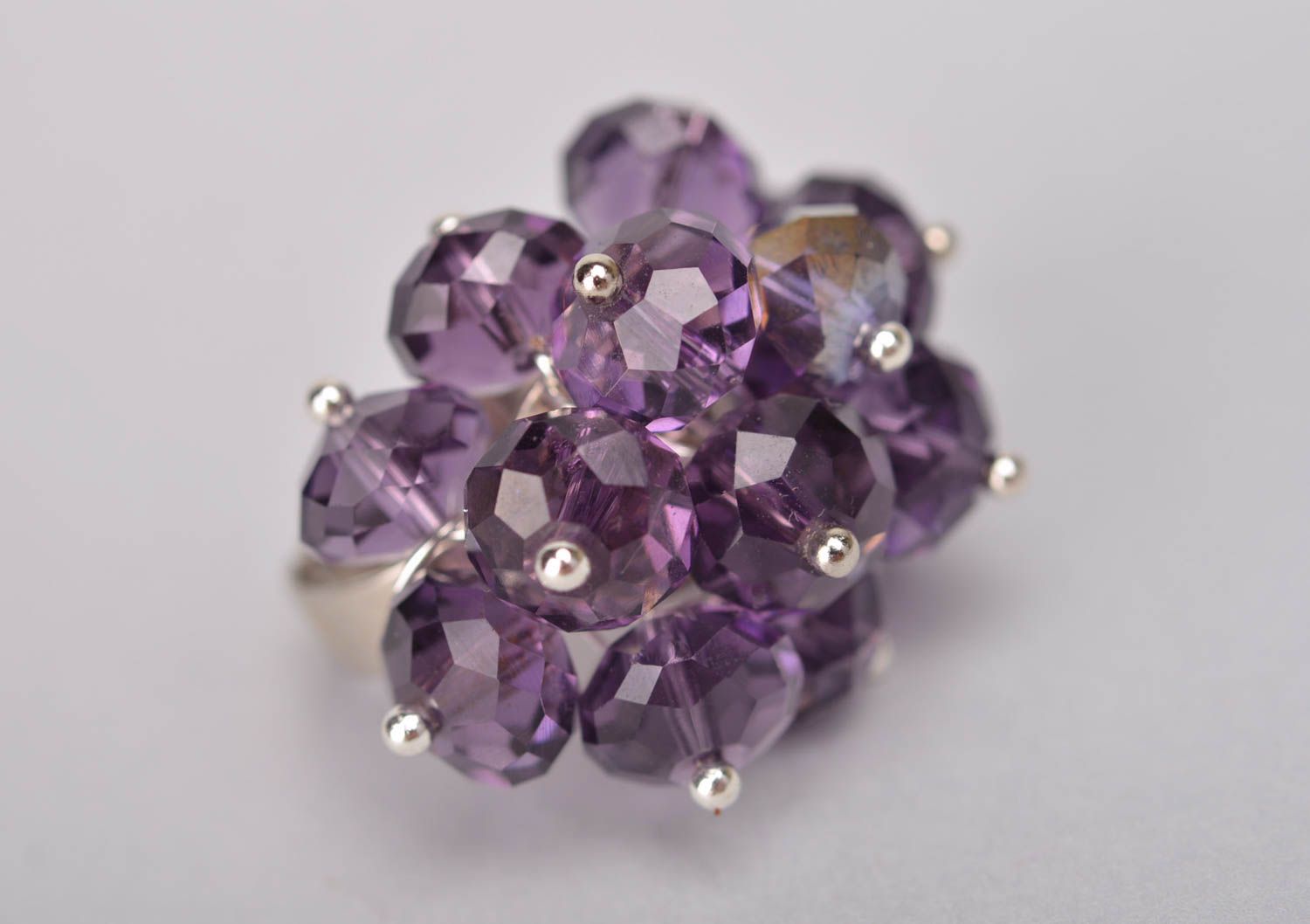Ring Schmuck handgemachter Schmuck  Ring für Damen aus Glasperlen in Violett foto 5