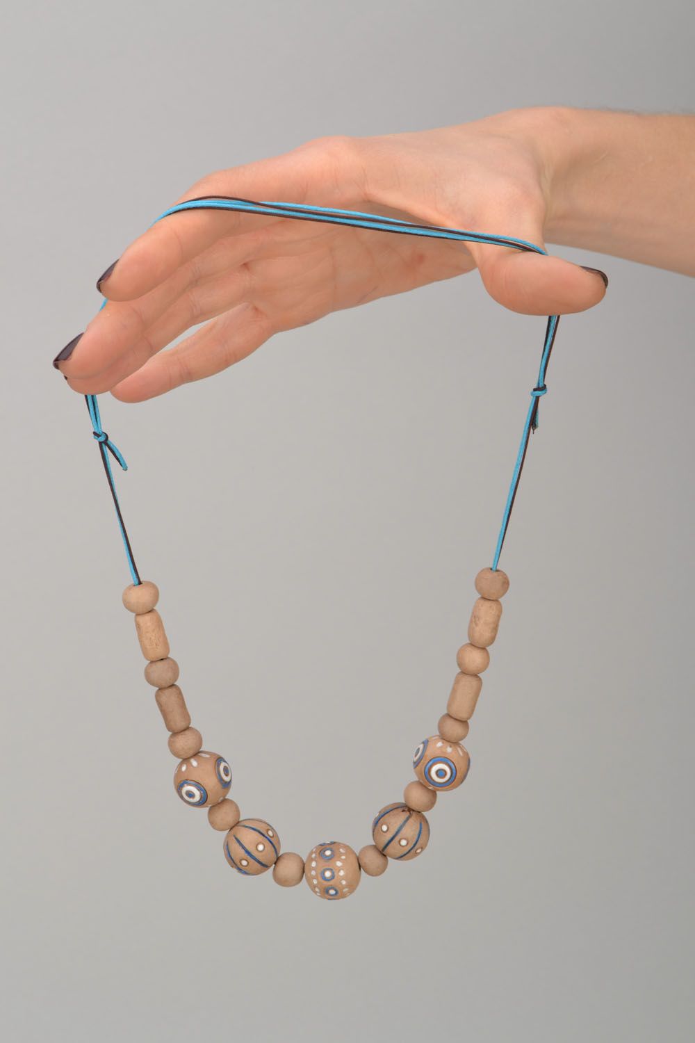 Ceramic beaded necklace photo 2