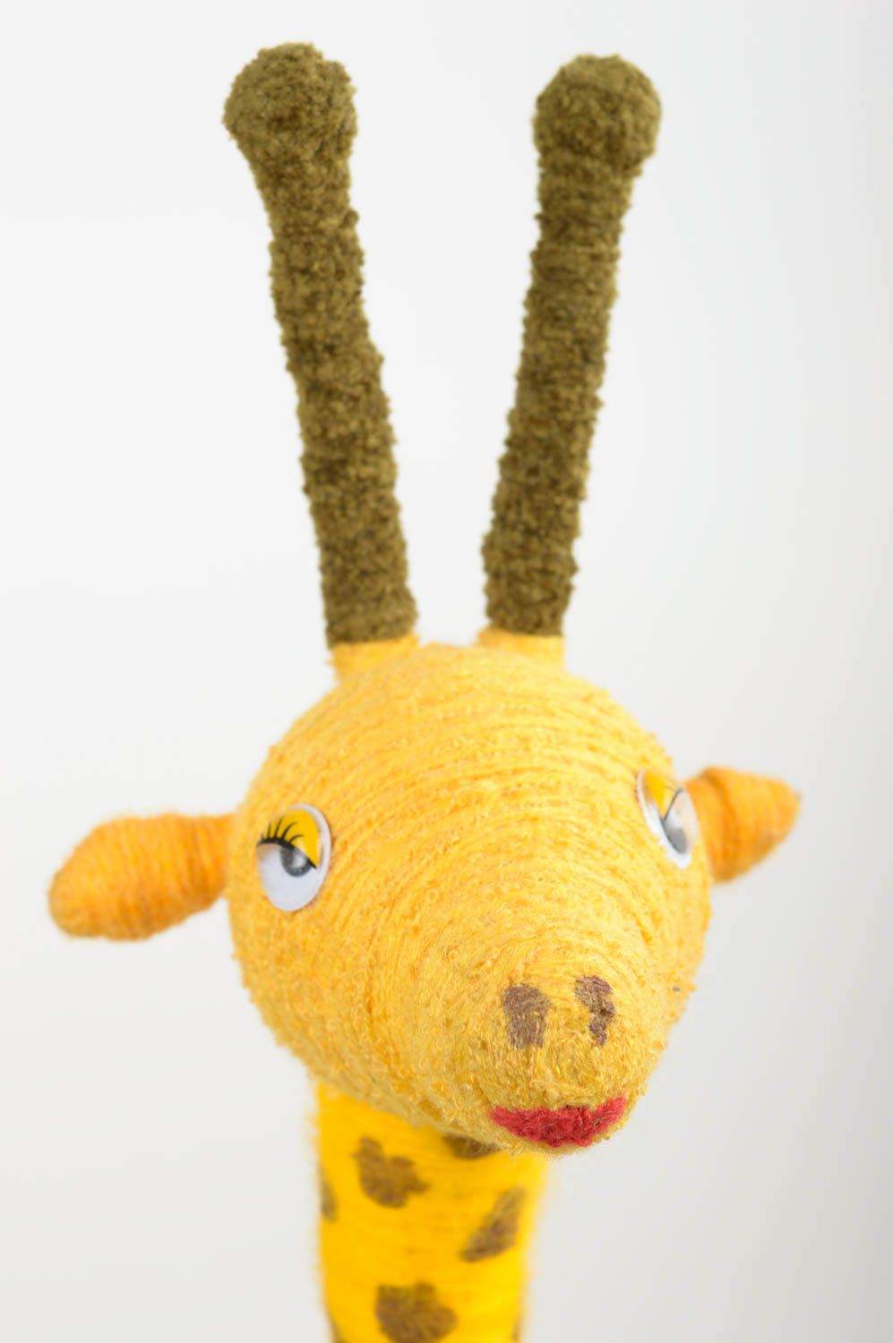 Jouet girafe Peluche faite main jaune mignon en fils de laine Cadeau original photo 3