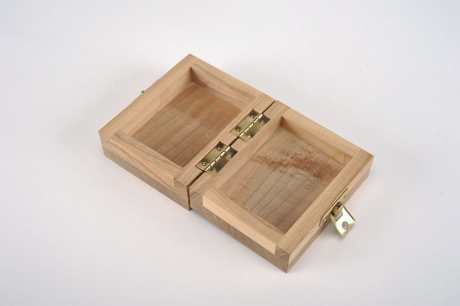 Caixinha de madeira rectangular em branco artesanal  foto 4