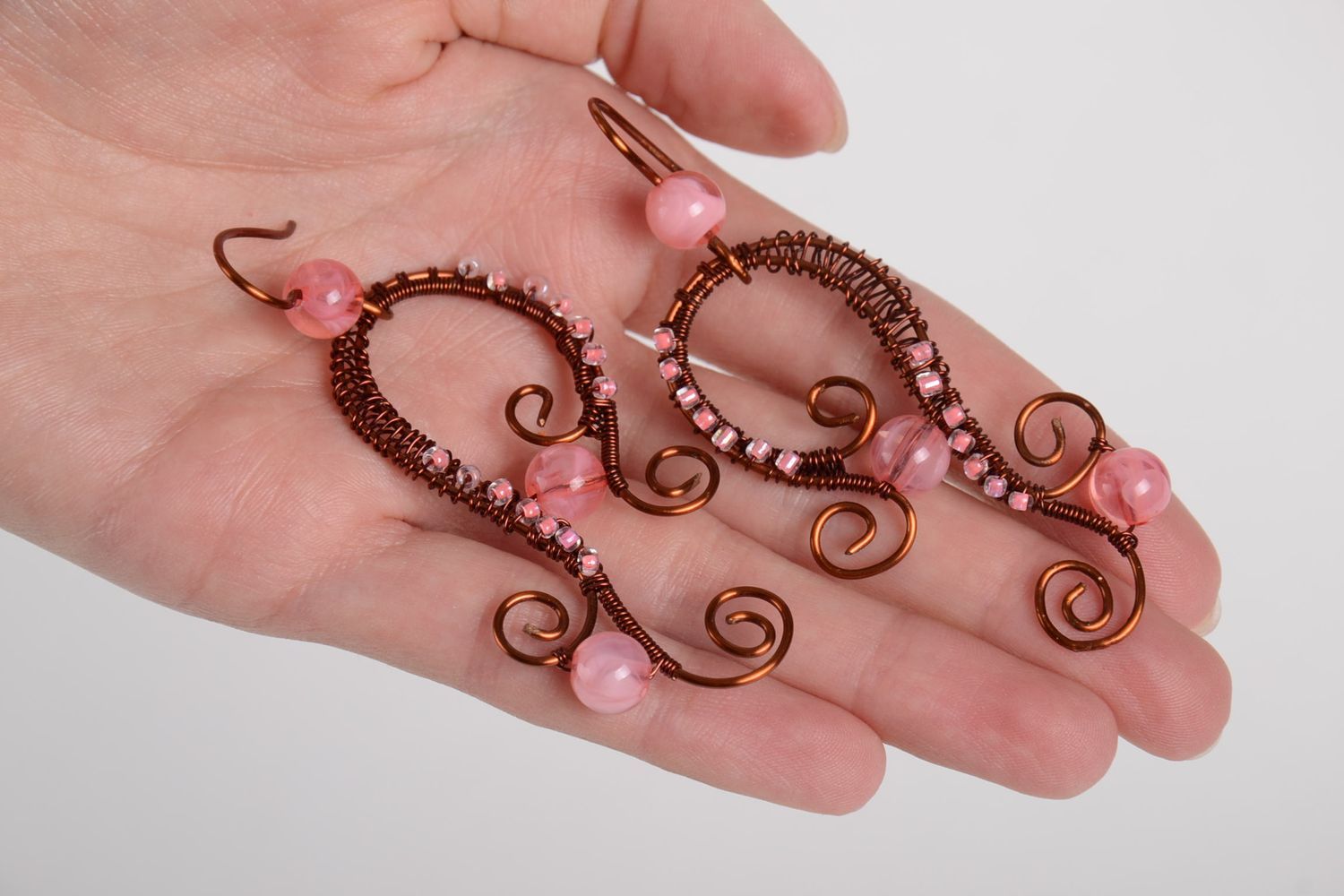 Handmade designer copper earrings unusual beaded earrings metal pink jewelry photo 2