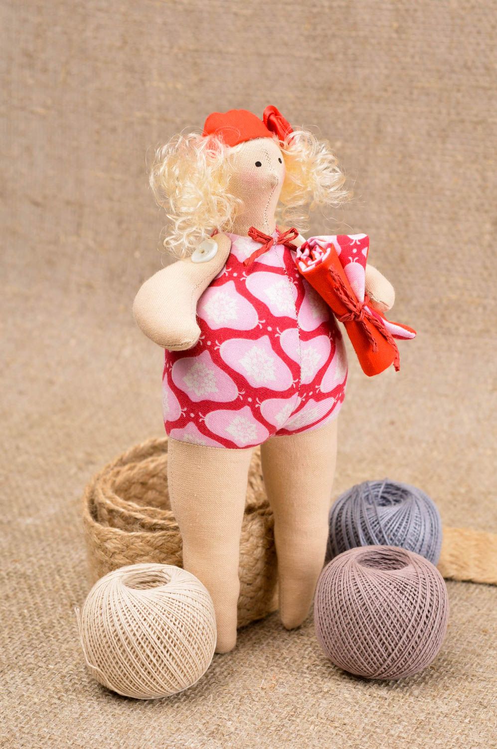 Juguete artesanal muñeca de algodón peluche original decoración para interior foto 1