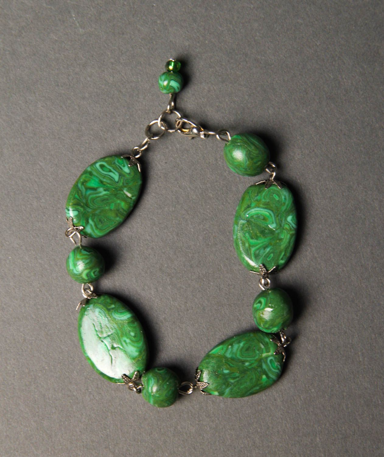Браслет ручной работы подарок девушке зеленый браслет из полимерной глины фото 6