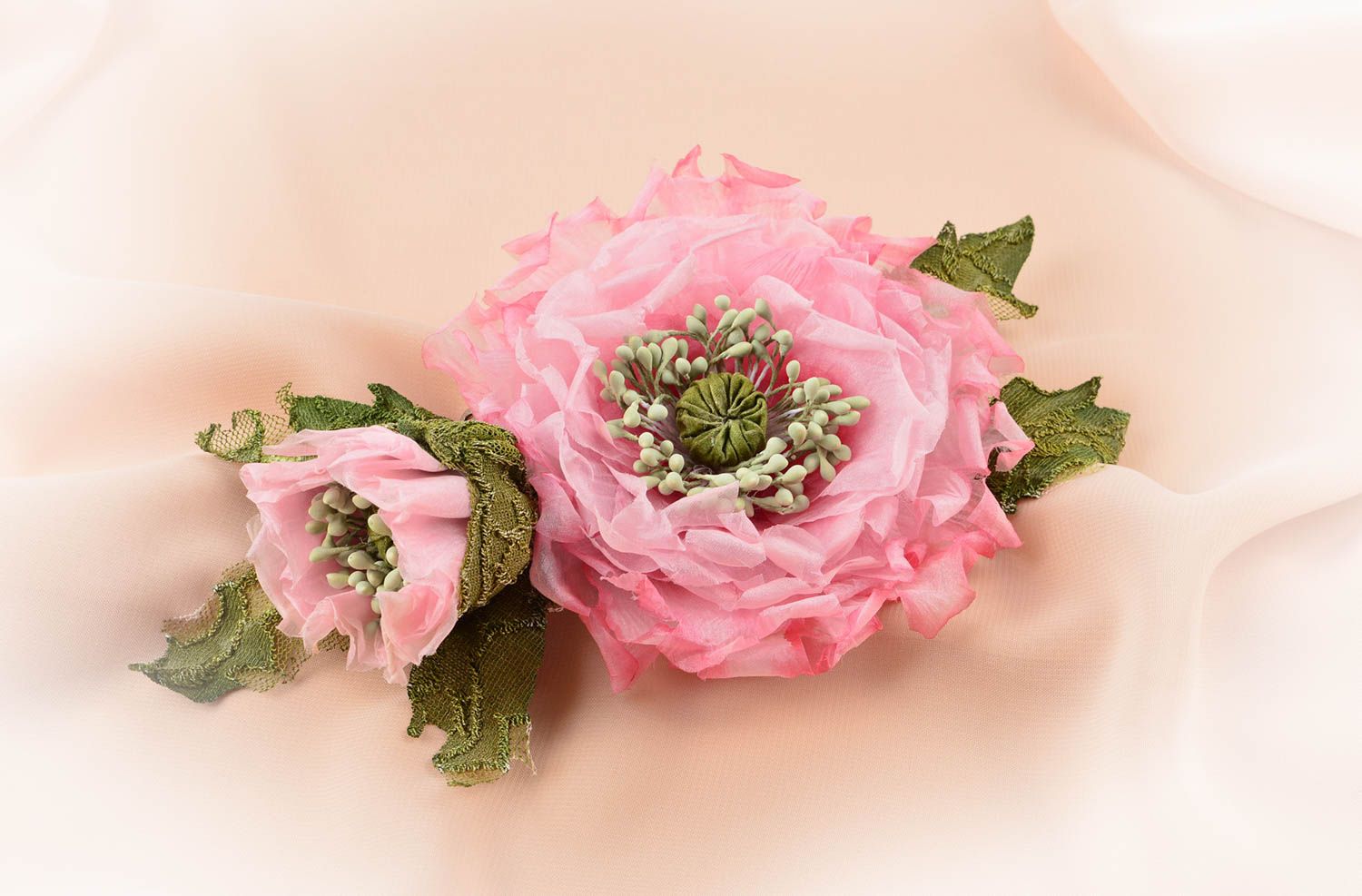 Barrette cheveux Broche fleur rose fait main Accessoire femme universel photo 1