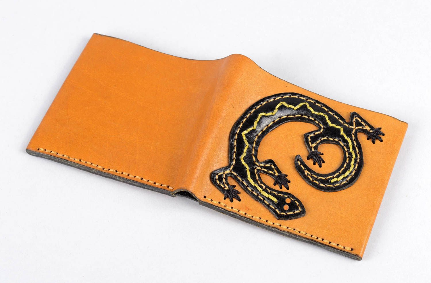 Portefeuille cuir fait main Maroquinerie design Accessoire cuir pour femme photo 3
