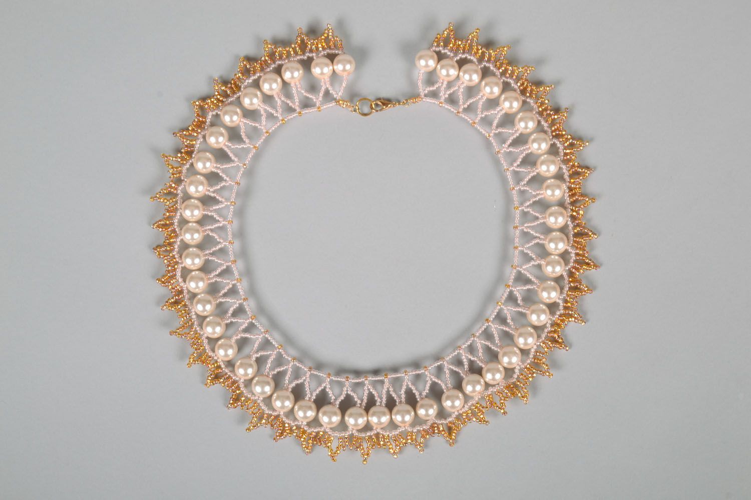 Оригинальное ожерелье из бисера фото 3