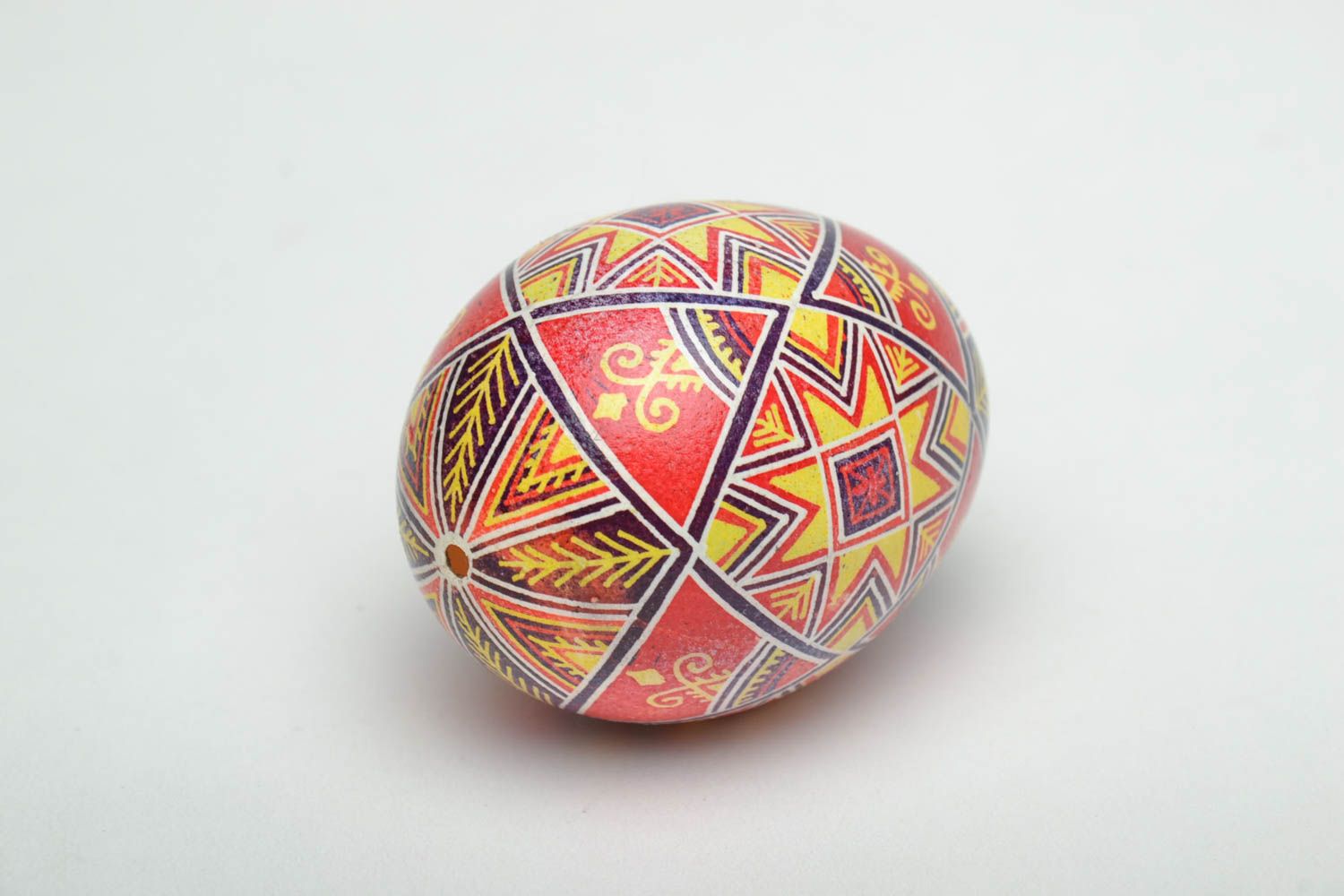 Joli œuf de Pâques peint de poule décoré de cire fait main style ethnique photo 3