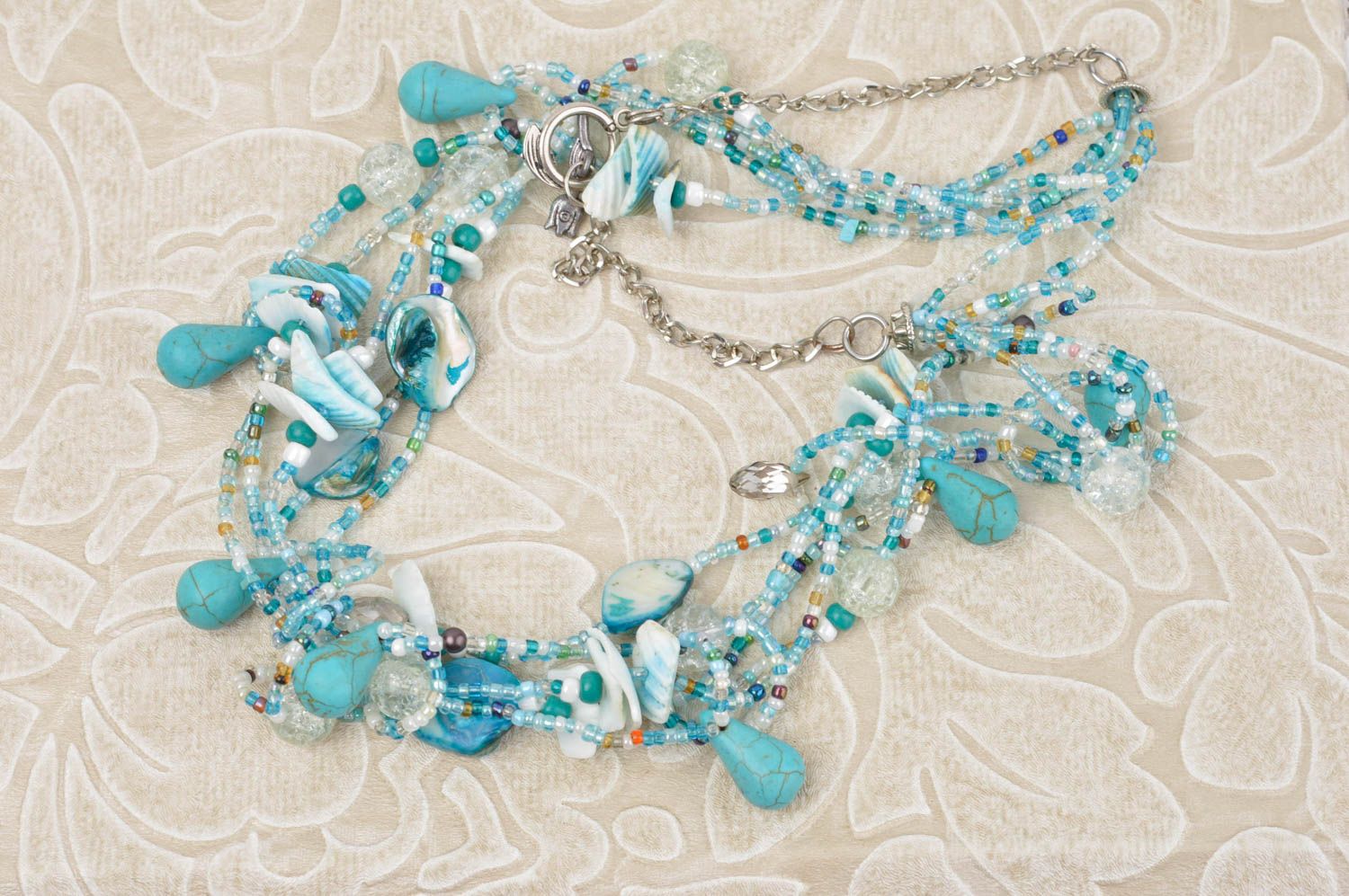 Collier perles de rocaille Bijou fait main Accessoire pour femme bleu design photo 1