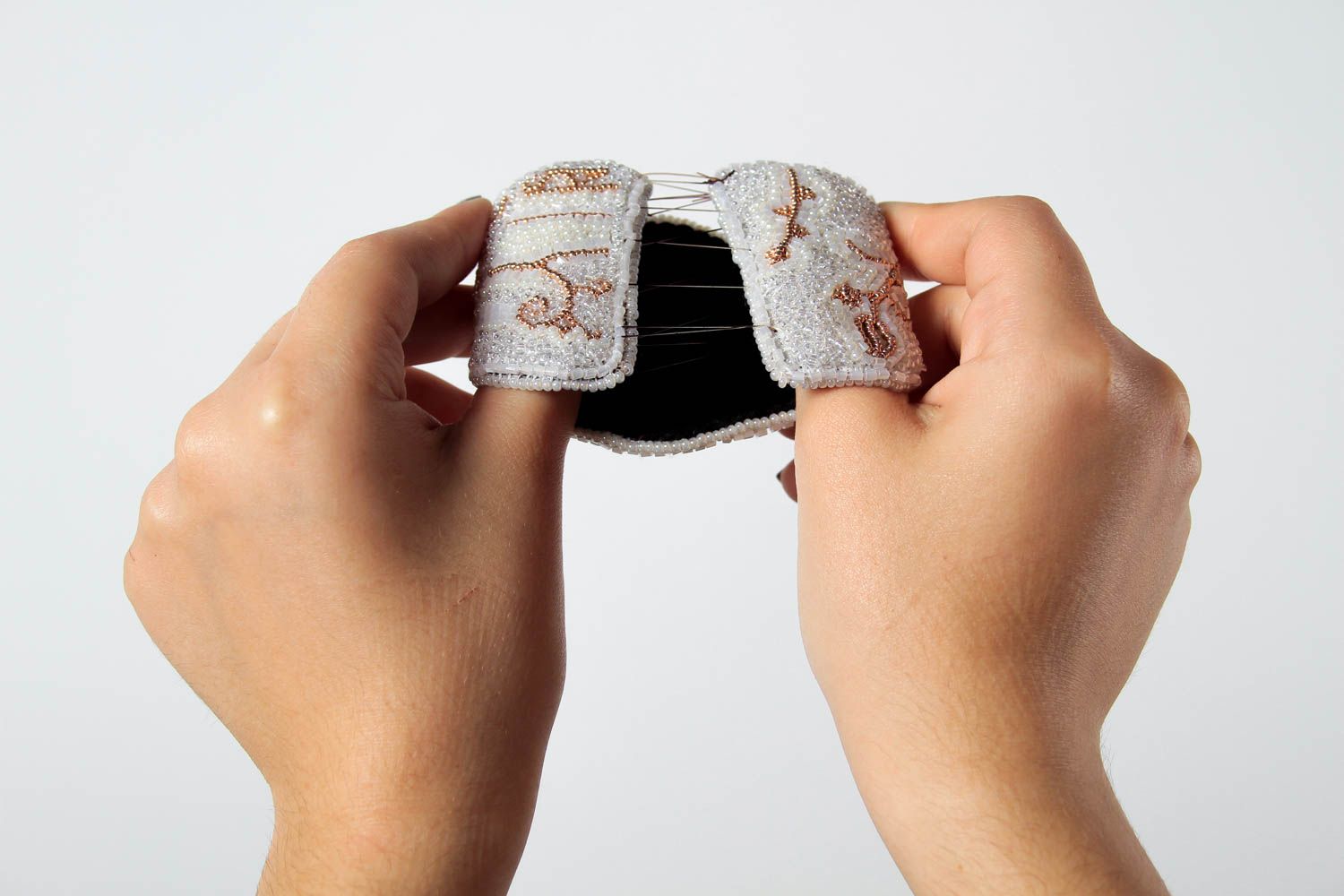 Rocailles Armband handmade Designer Schmuck in Weiß Frauen Accessoire schön foto 13