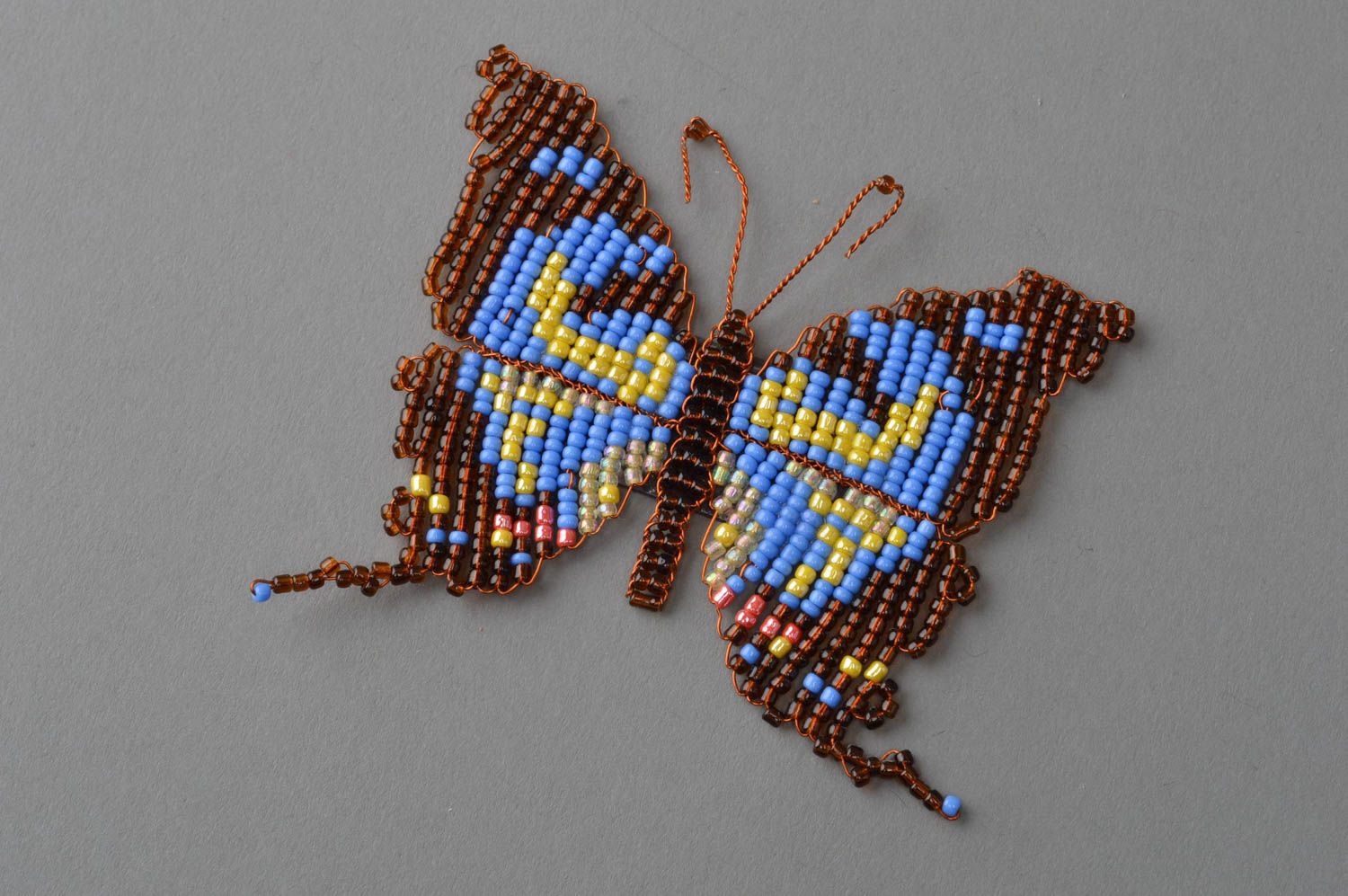 Magnet papillon bleu brun jaune petit en perles de rocaille fait main pour frigo photo 2