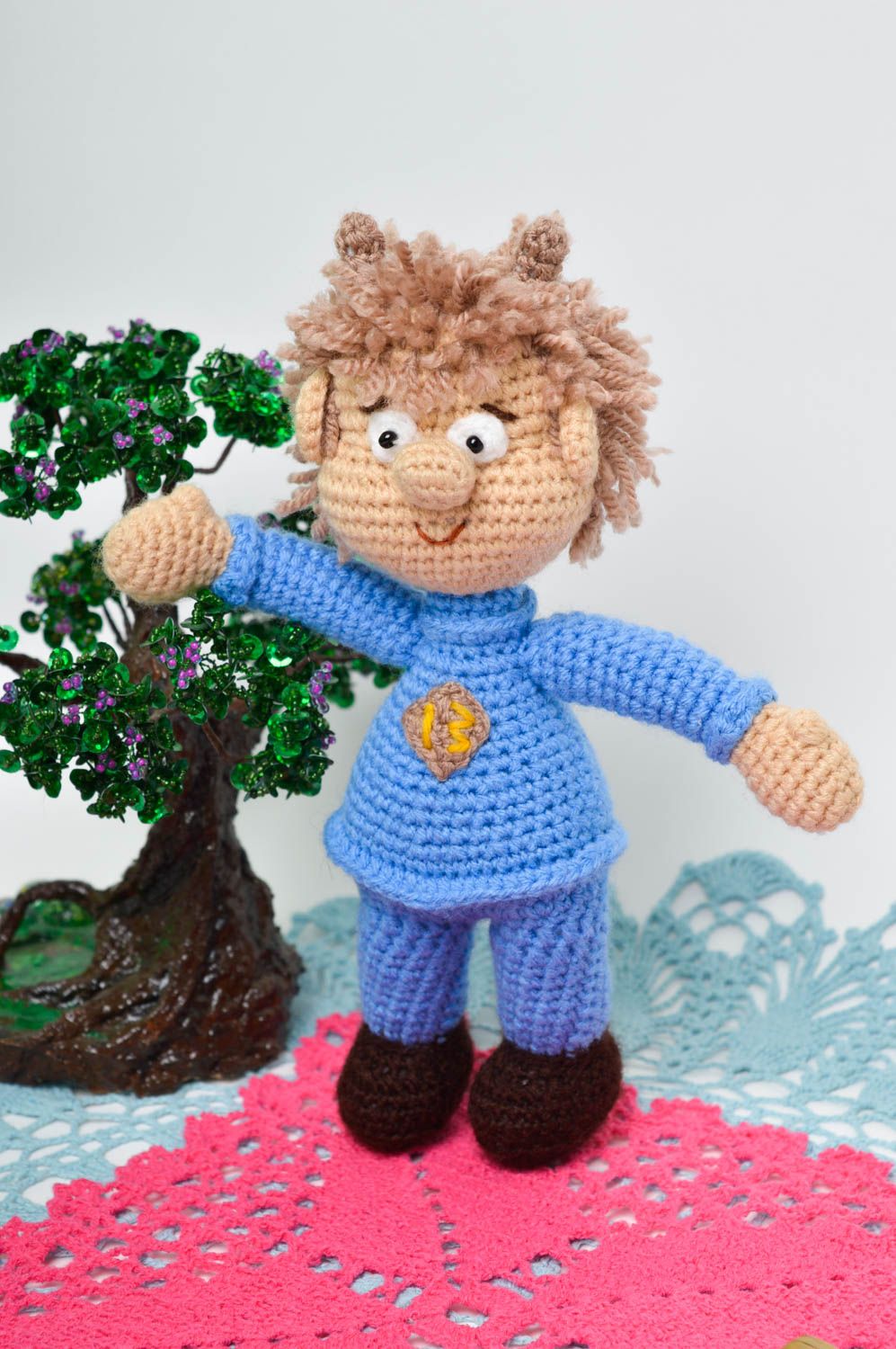 Кукла ручной работы текстильная кукла мальчик мягкая игрушка в голубом костюме фото 1