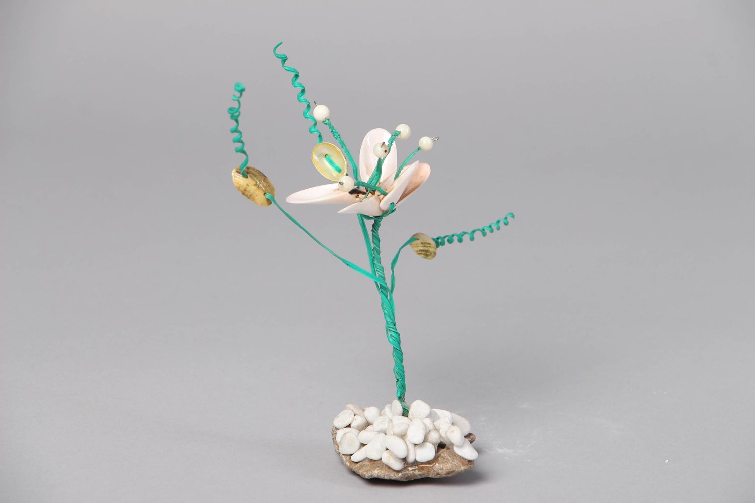 Handmade Deko Blumen aus Muscheln foto 1