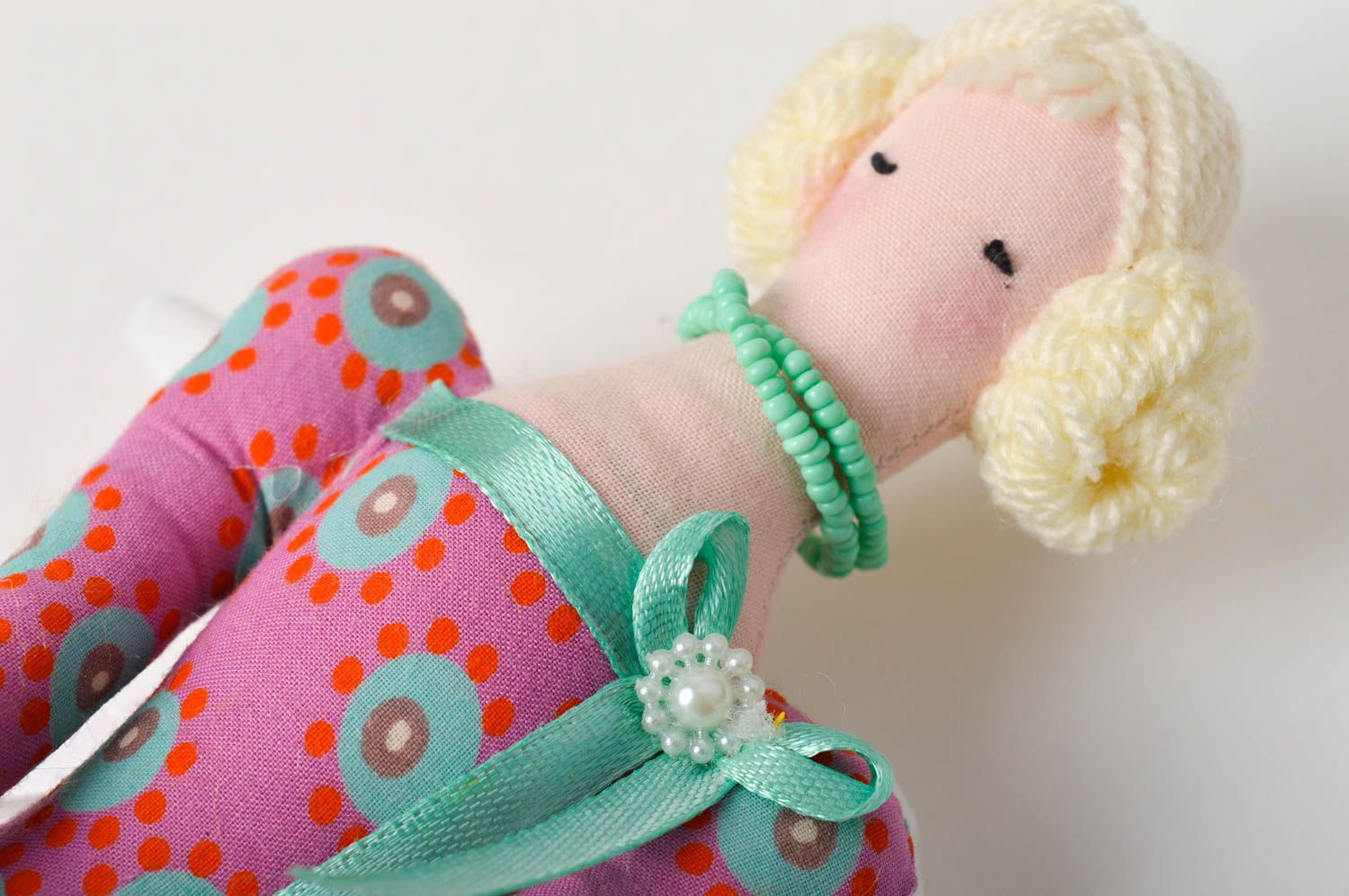 Кукла ручной работы кукла из ткани декоративная авторская кукла оригинальная фото 3
