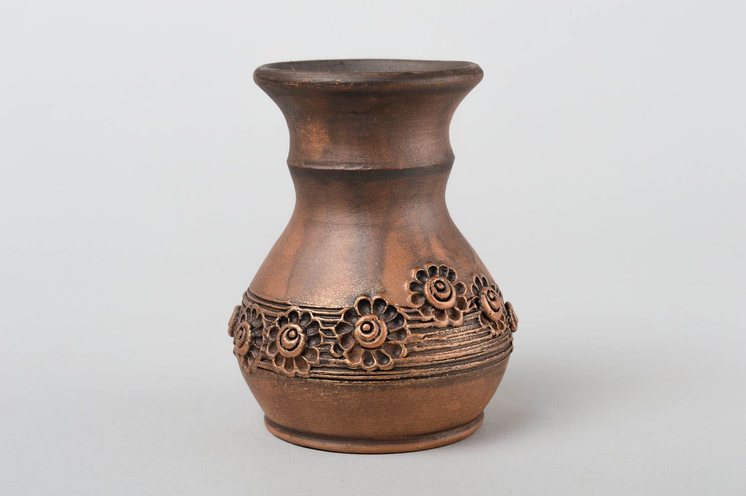 Small brown ceramic flower vase for shelf décor with no handles 3,5, 0,32 lb photo 2