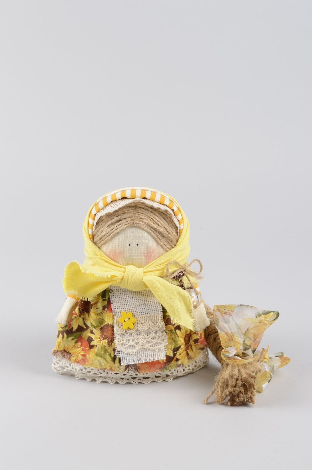Muñeca de trapo artesanal hecha a mano decoración de hogar regalo original foto 1