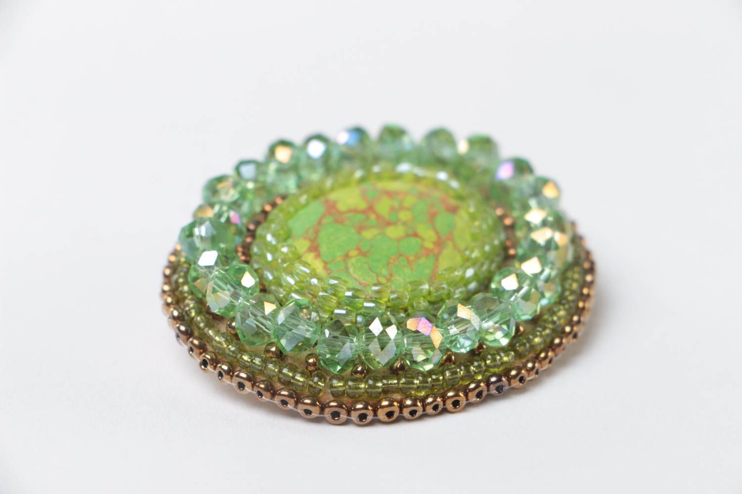 Green oval handmade beaded brooch with jasper on leather basis designer jewelry photo 3
