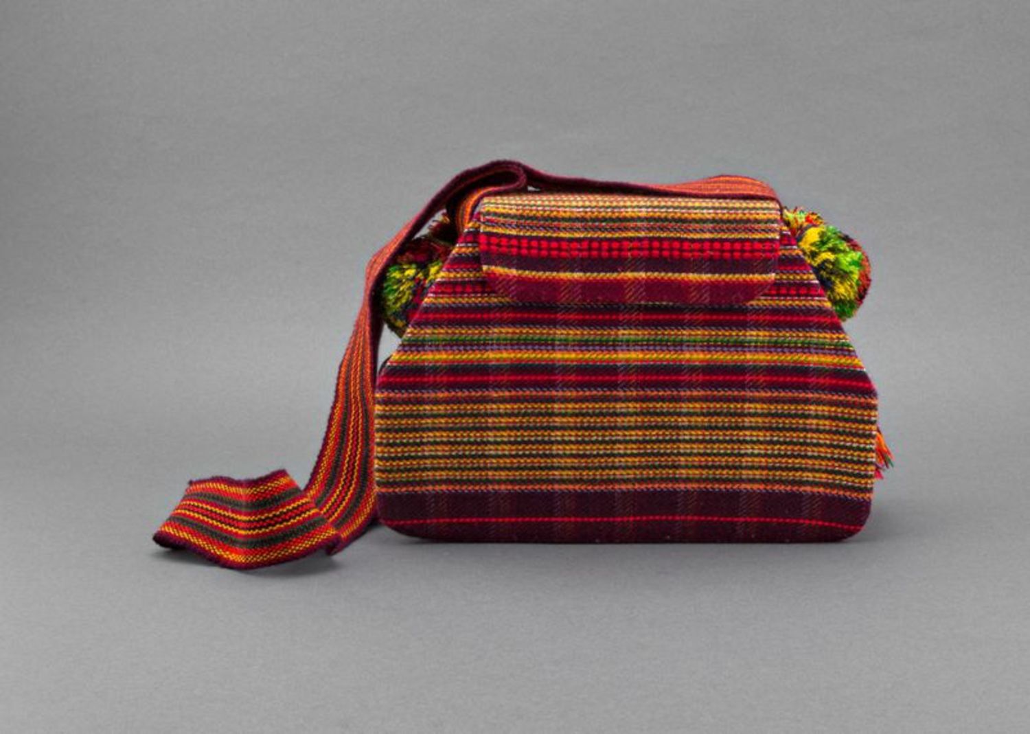Ethno-bag made of linen  photo 3