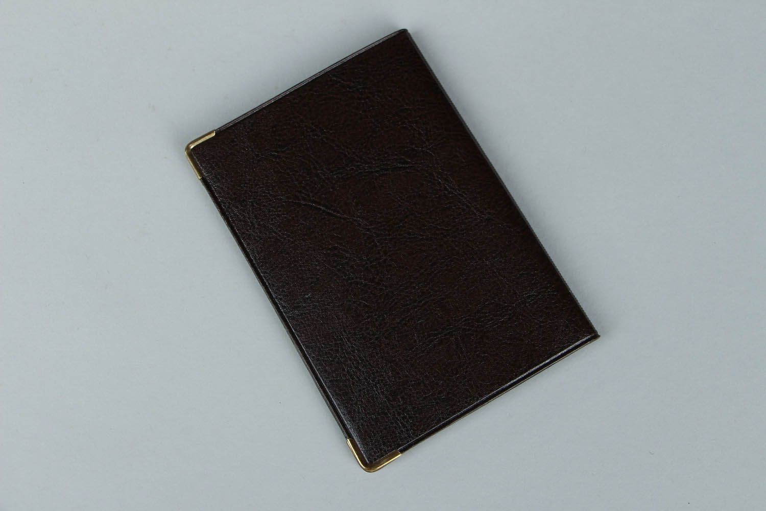 Porte passeport en simili-cuir fait main photo 3