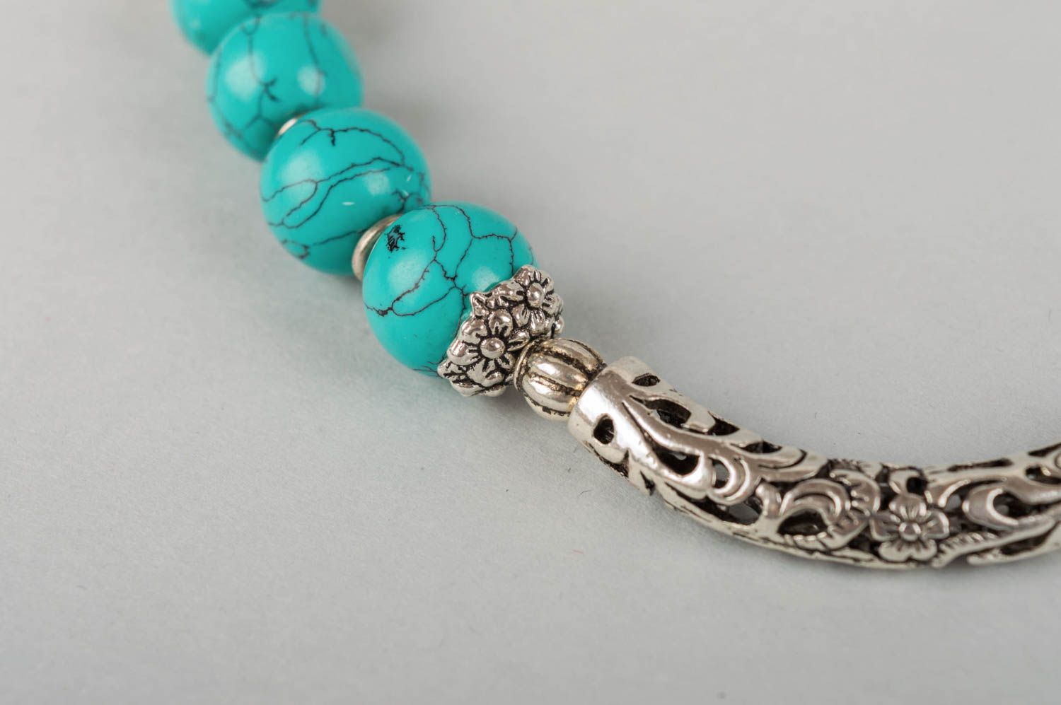 Handgemachtes schönes Damen Designer Türkis Armband mit Perlen elegant  foto 5