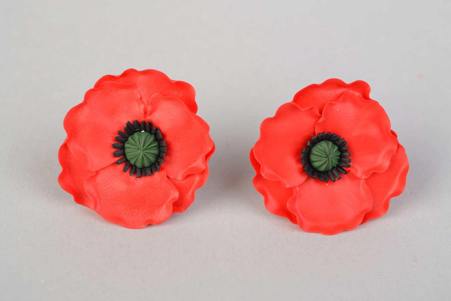 Handmade polymer clay stud earrings in the shape of large red poppy flowers  photo 3
