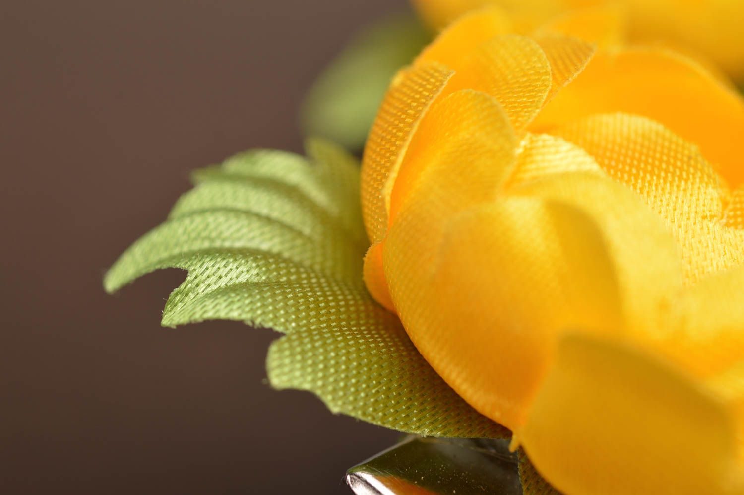 Pinzas de pelo con flores artificiales artesanales amarillas 2 piezas bonitas  foto 4