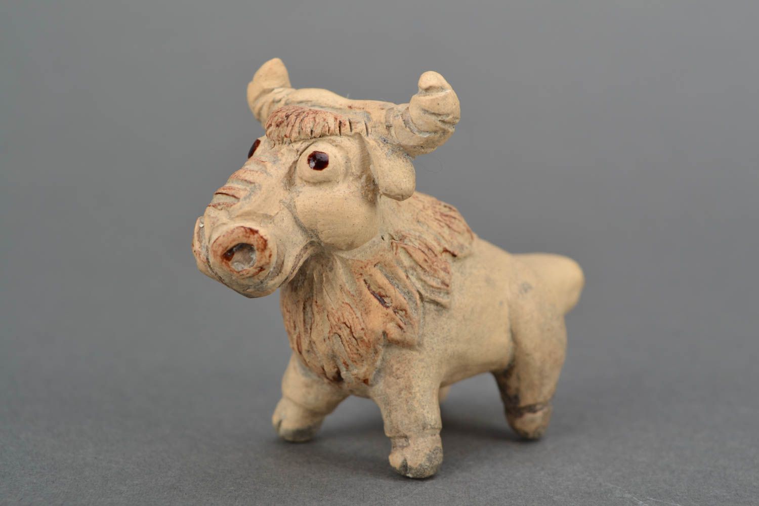 Ceramic whistle Bull photo 1