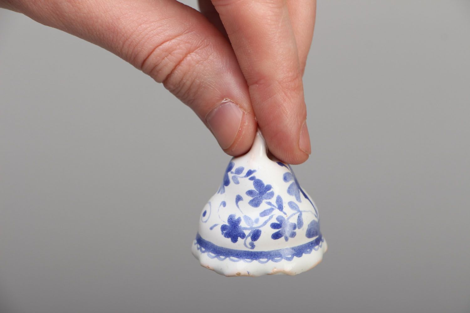 Cloche miniature céramique peinte faite main photo 4