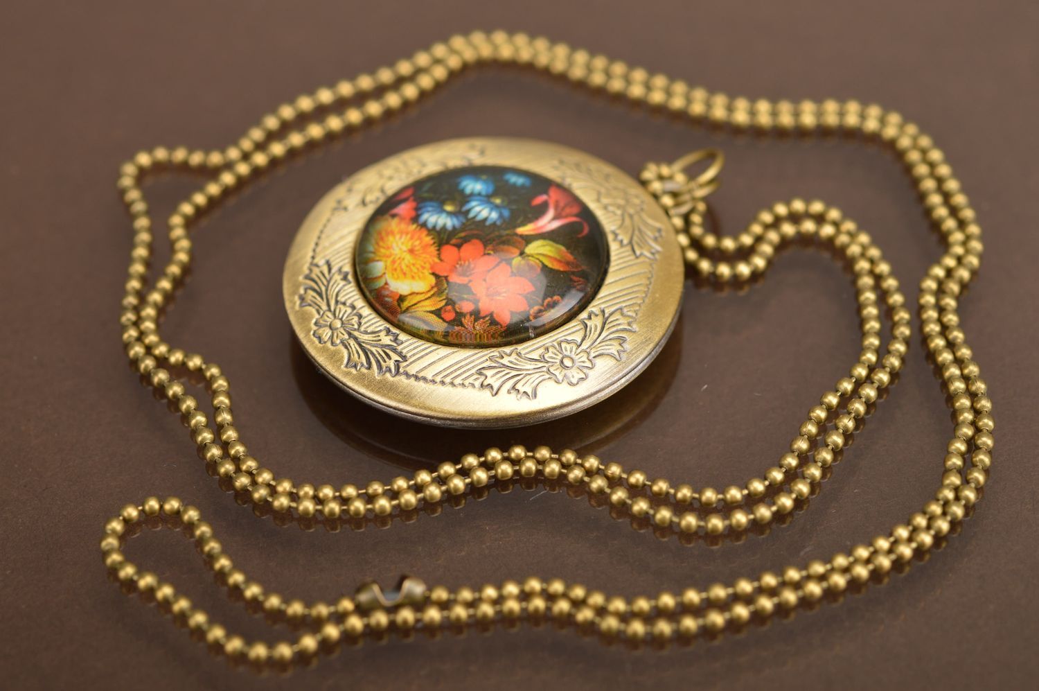 Handmade locket on long chain designer pendant stylish accessory for girls photo 5