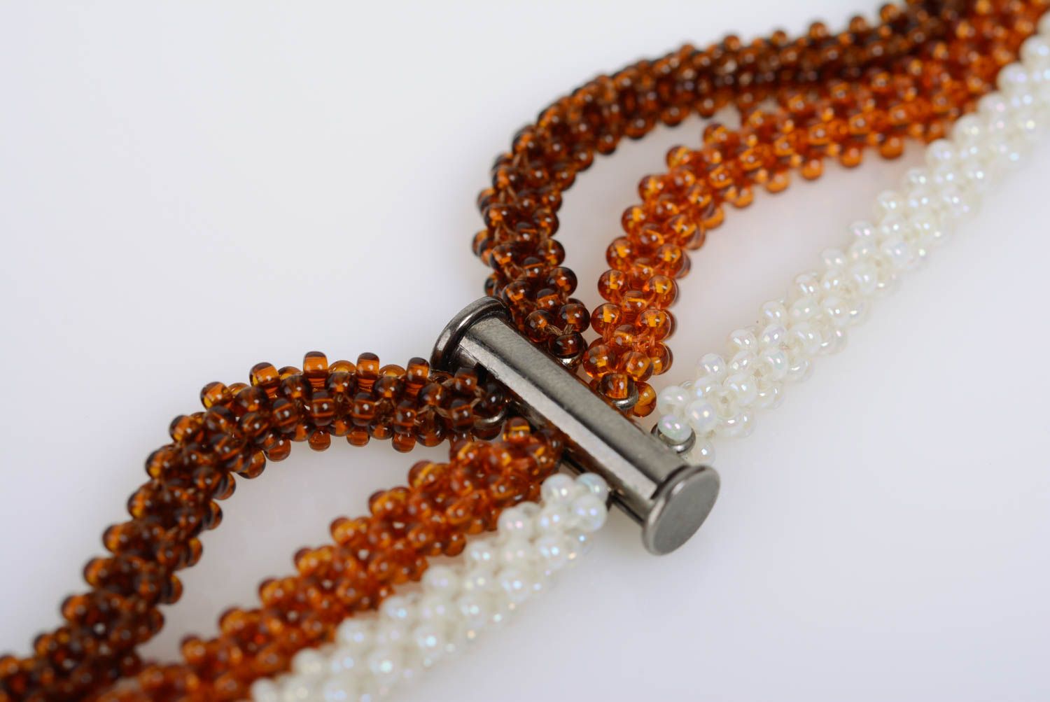 Joli collier en perles de rocaille original marron fait main de soirée photo 5