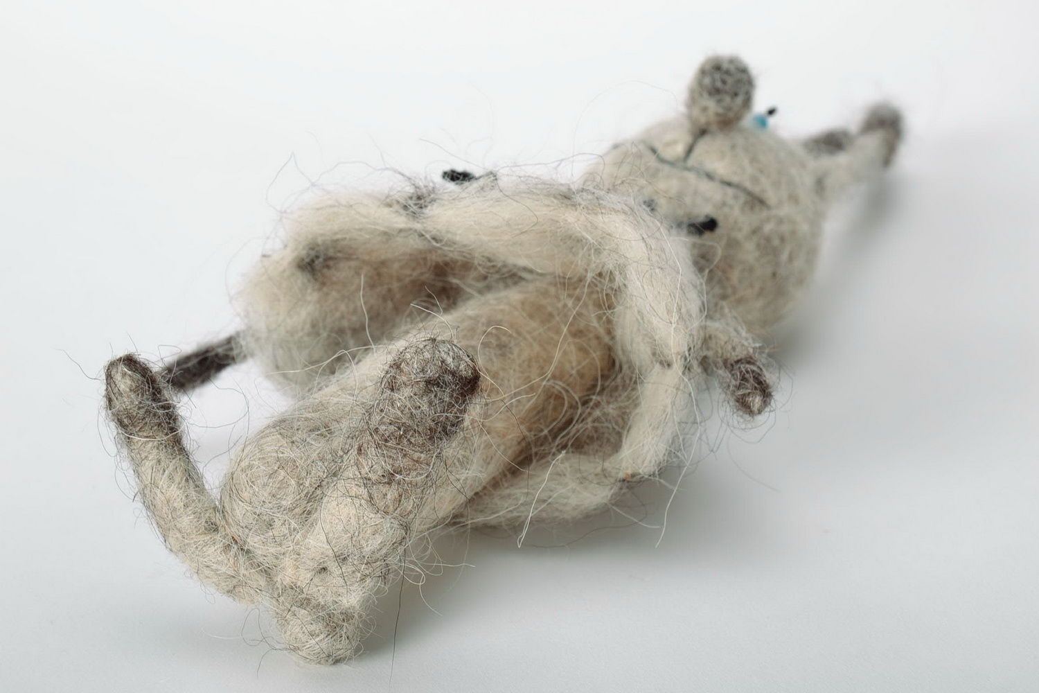 Jouet artisanal feutré en laine Lièvre   photo 5