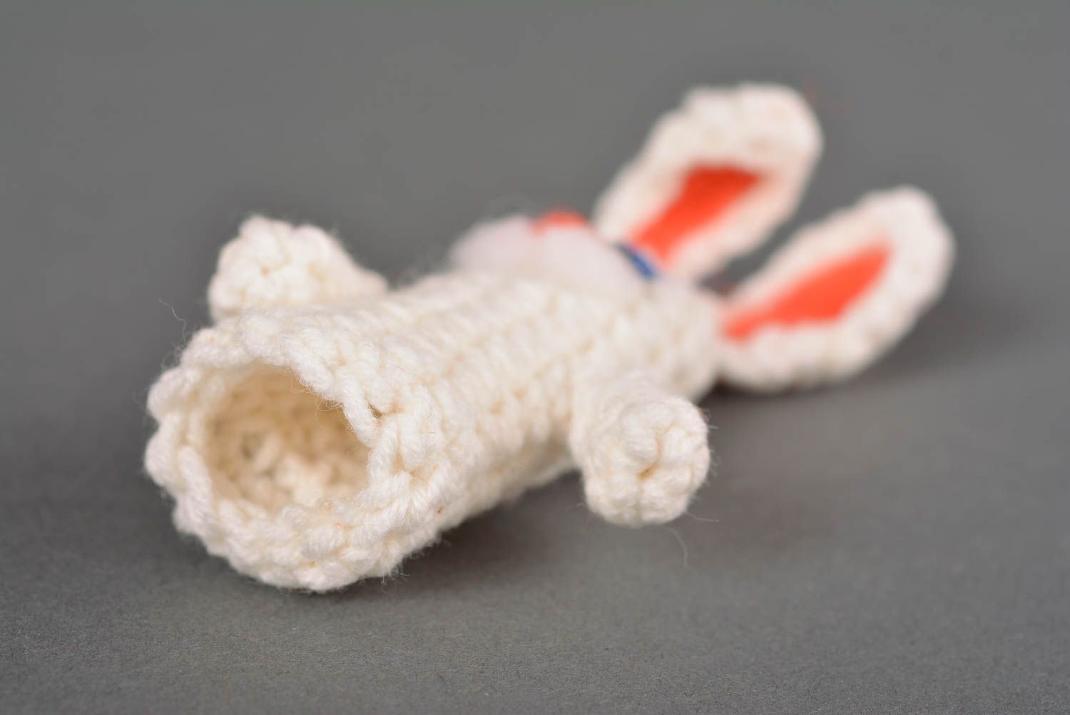 Marionnette doigt tricot Jouet fait main lapin blanc Cadeau pour enfant photo 5