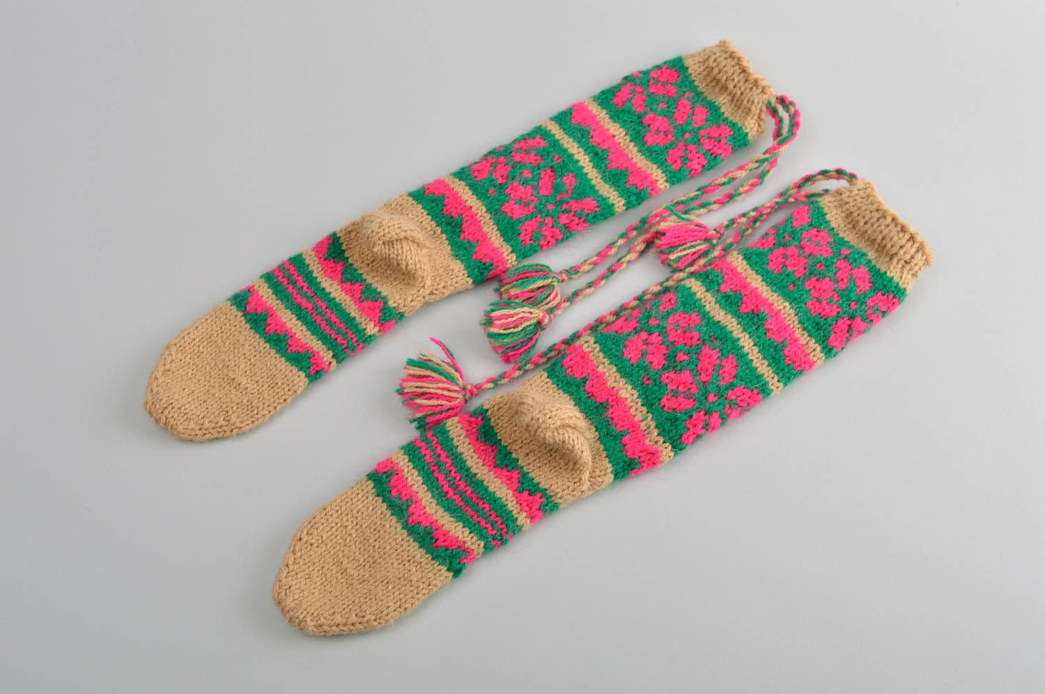 Unusual handmade knitted socks warm childrens socks handmade accessories photo 3
