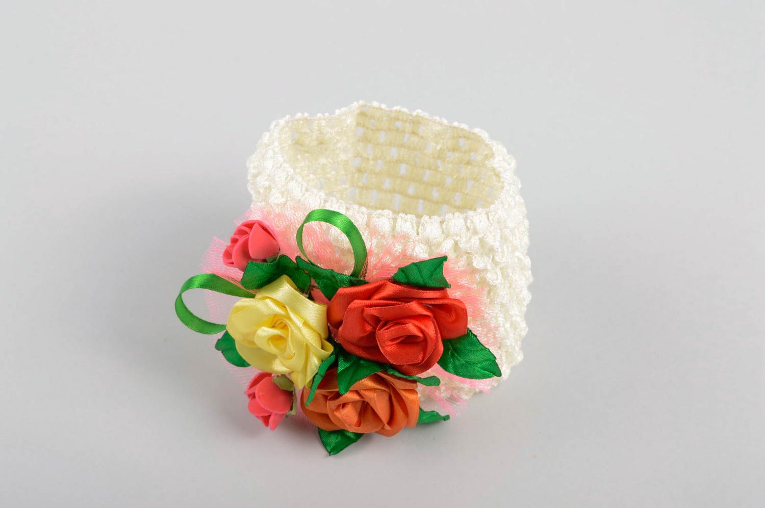Handmade Haarband mit Blumen Mädchen Haarschmuck Mode Accessoire Haarband weiß  foto 4