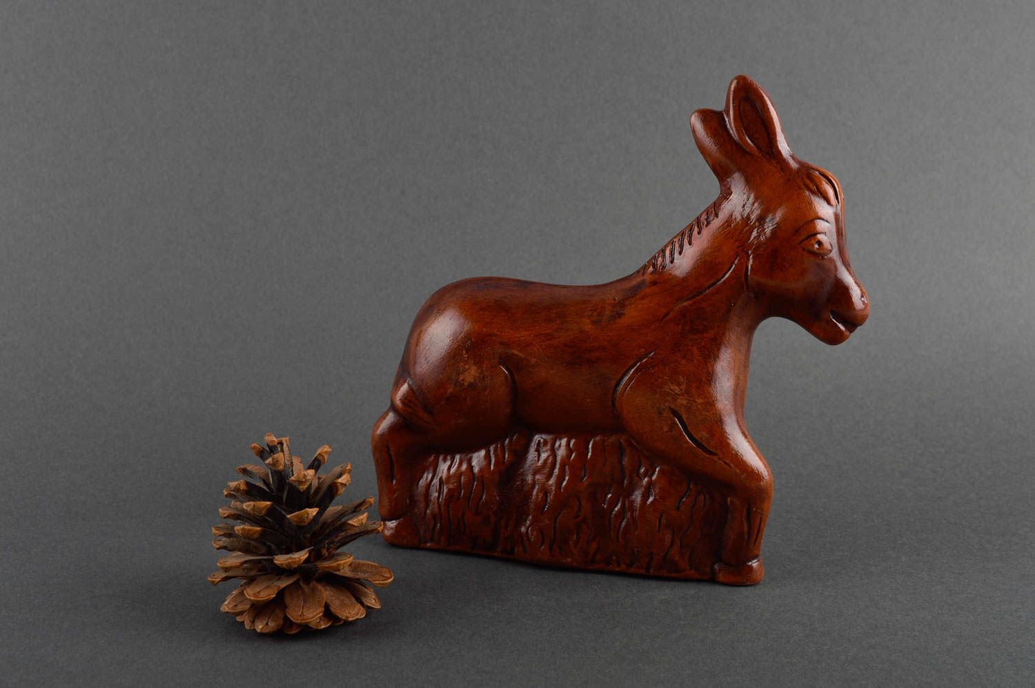 Handmade Keramik Deko Figur aus Ton Esel für Wohnzimmer Dekoration klein braun foto 1