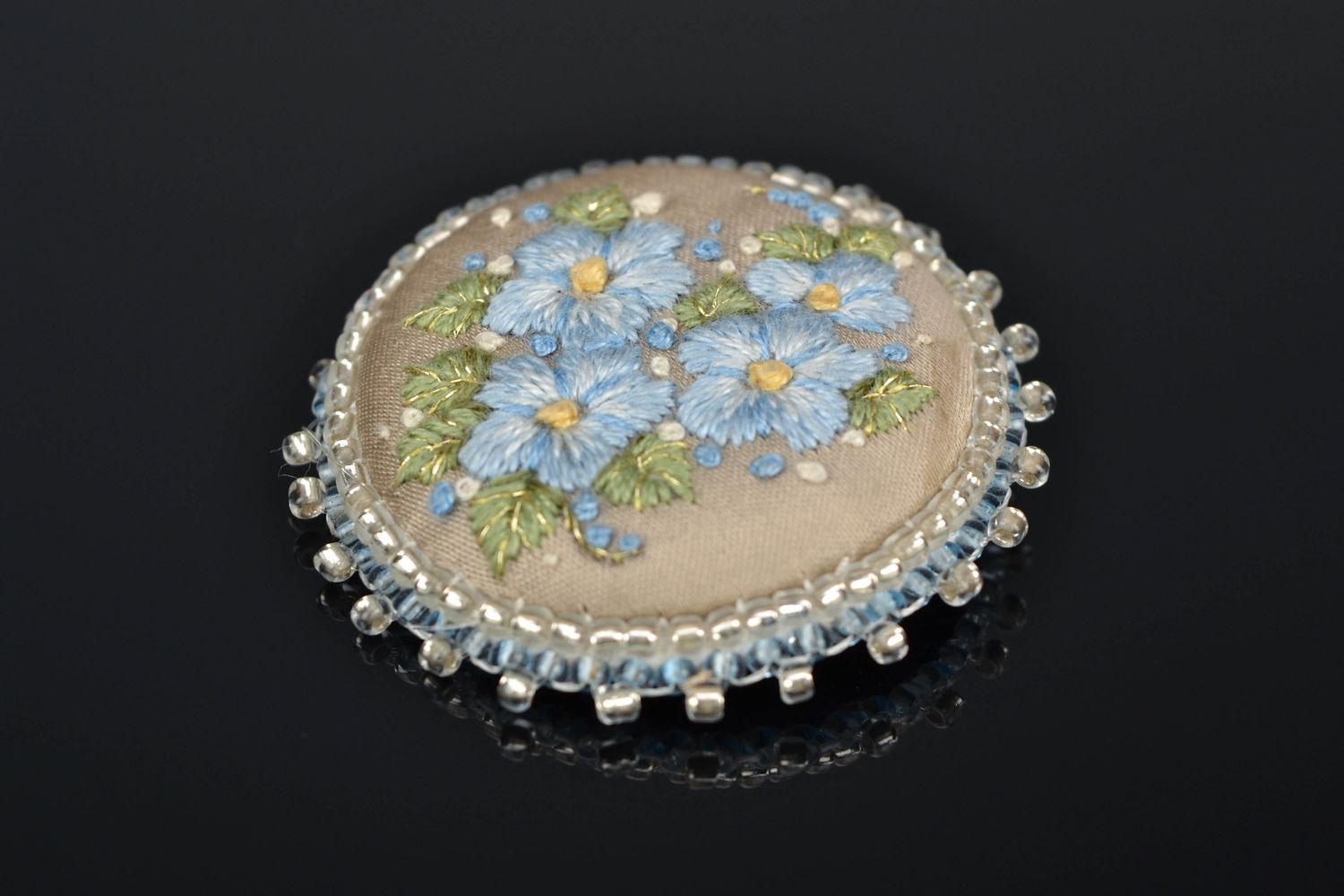 Handmade beaded brooch with embroidery photo 1
