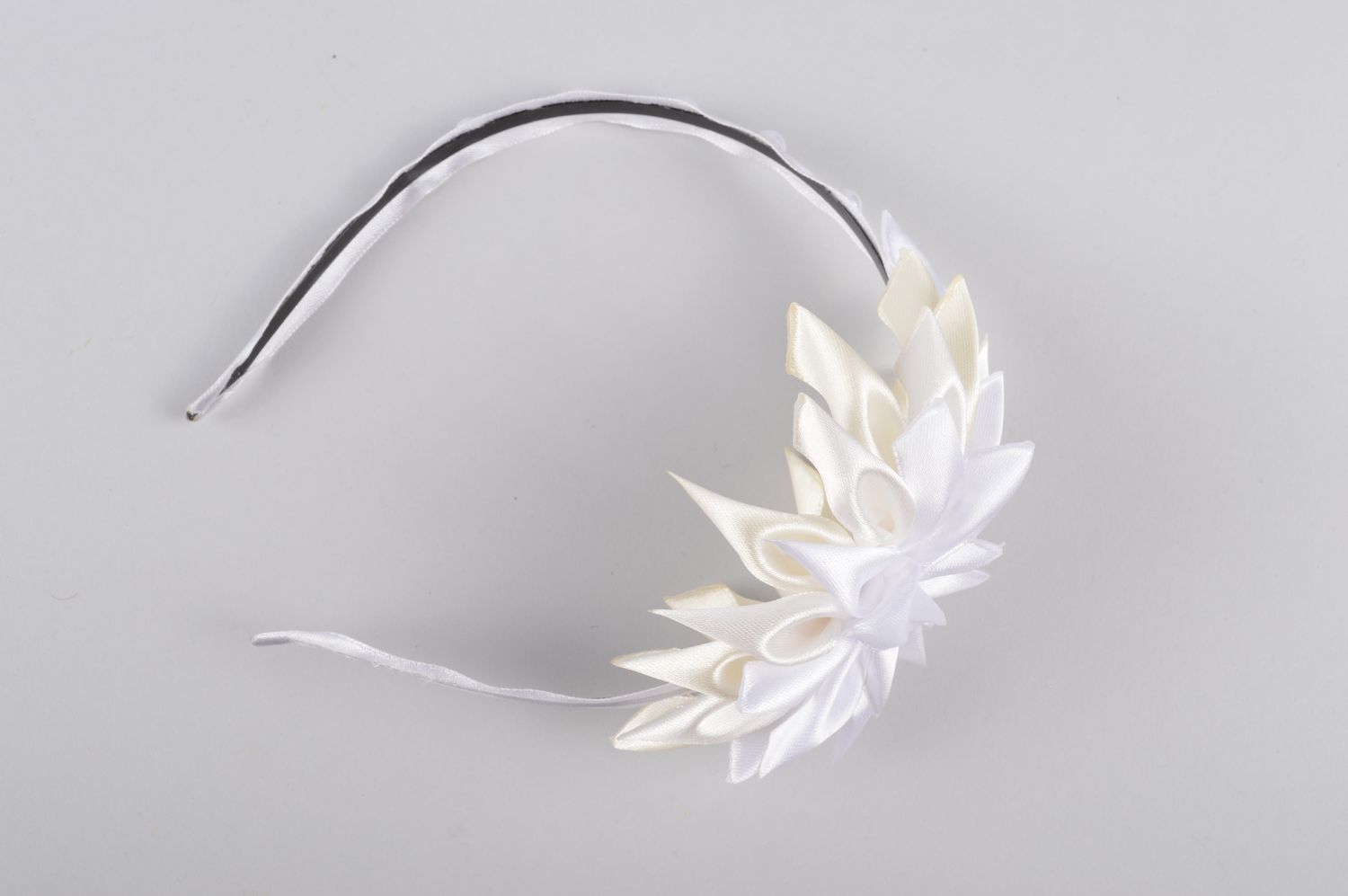 Handmade Haar Schmuck in Weiß Blumen Haarreif Geschenk für Mädchen prächtig foto 4